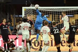 Toronto’s Winless Run Continues with Defeat in US Capital