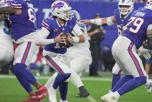 NFL Best Bets for Week 3: Take the Favourites on TNF and MNF