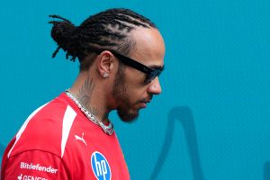 Hamilton Says Ferrari Team Orders 'Far Too Late' After Monza Setback