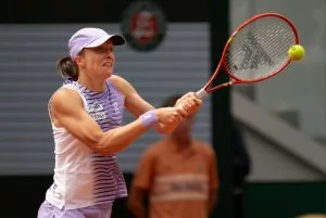 Tennis Betting Tips: Wimbledon Preview and Predictions: Swiatek to Start Title Defence with Routine Win