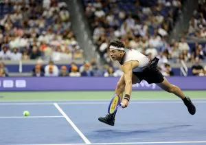 Shelton Overcomes Alcaraz and Creates US Open History
