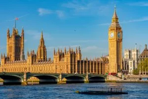 Gambling Commission Increases Licence Fees By 25% to Worsen Mood of Beleaguered Betting Operators