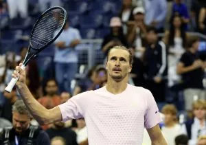 Zverev Sails Through and Osaka Survives US Open Scare