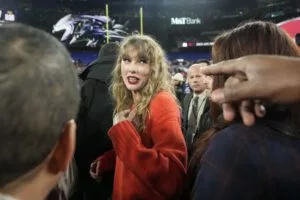 Play TheLines.com's Free Taylor Swift Super Bowl Bingo Contest: Win a $100 Prize