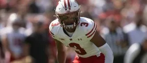 Minnesota at Wisconsin Odds, Picks, Predictions: Will Badgers Earn College Football Bowl Eligibility?