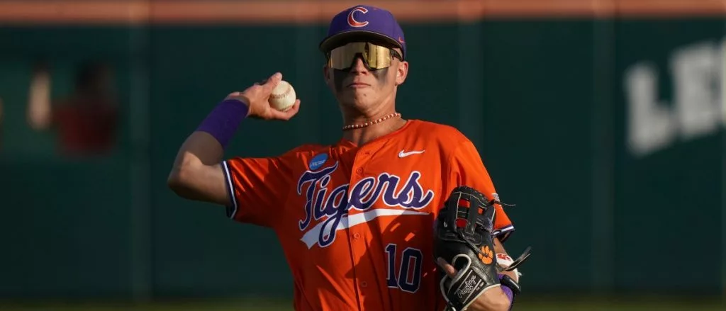 college world series odds