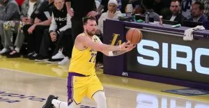 Lakers Vs. Mavs Odds, Picks, Predictions: Luka Doncic Faces Former Team