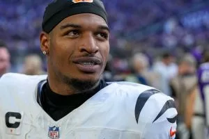 MNF Week 4 NFL Parlay Picks: How to Maximize Bets in Pair of Matchups