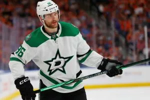 Best NHL Player Props & Parlay Picks Today Jan. 7