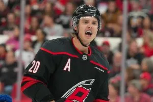 Best NHL Player Props and Parlay Picks Today Dec. 15