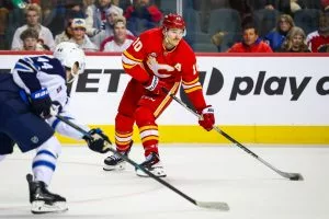 Tampa Bay Lightning vs Boston Bruins: Prediction, Picks & Best Bets for Stadium Series Thriller