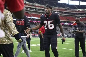 Week 16 Fantasy Football Waiver Pickups