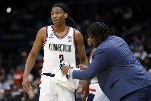 March Madness: Best Predictions for Elite 8 Games Today March 29