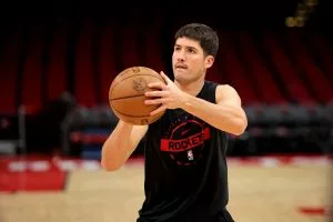 Best NBA Player Props Today: Reed Sheppard Over Three-Pointers is Top Pick