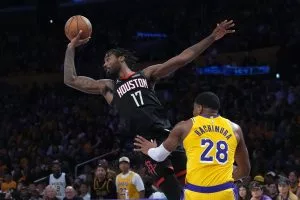 NBA Playoffs: Lakers Steal Game 1 and Suddenly Have Life Against the Rockets