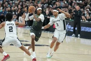 Best NBA Player Props Today: Jaden McDaniels Over Points Headlines Card