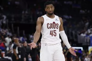 Cavaliers Rally From 2-0 Deficit to Reach Eastern Conference Finals
