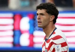 United States Routs Paraguay, Star Forward Exits With Injury