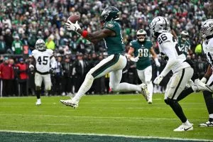 Patriots Acquire A.J. Brown From Eagles, Shaking Up Receiver Room