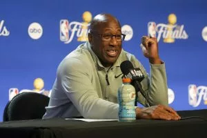 Coach Mike Brown Puts Finals Officiating Under Spotlight After Knicks’ Game 3 Loss