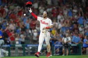 Bryce Harper Cycle, Kyle Schwarber Homers Power Historic Phillies Win