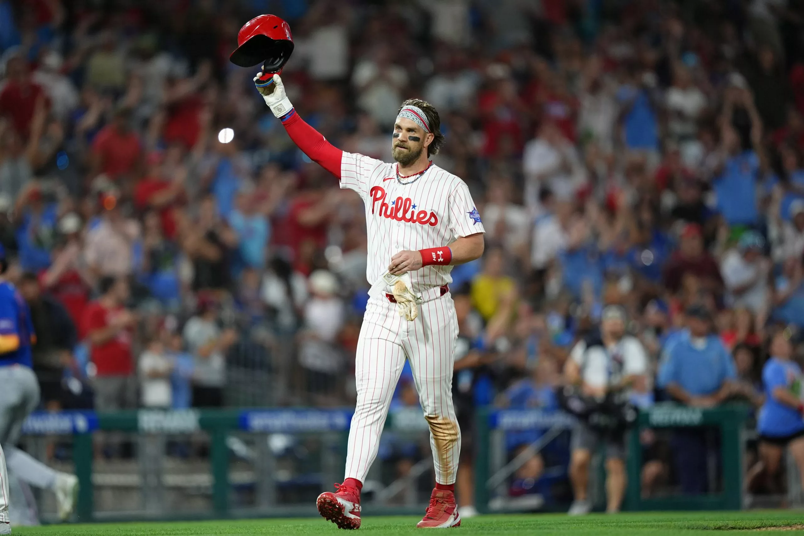 Harper Cycle, Schwarber Dual Homers Power Historic Phillies Win