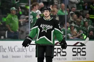 Stars Keep Jason Robertson With One-Year, $12 Million Deal
