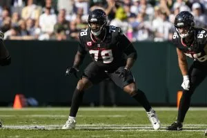 Offensive Line Injuries Wreak Havoc on Commanders, Saints