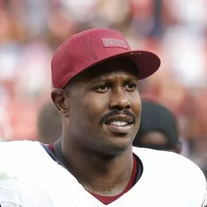 Von Miller Joins Dallas Cowboys in Homecoming Move
