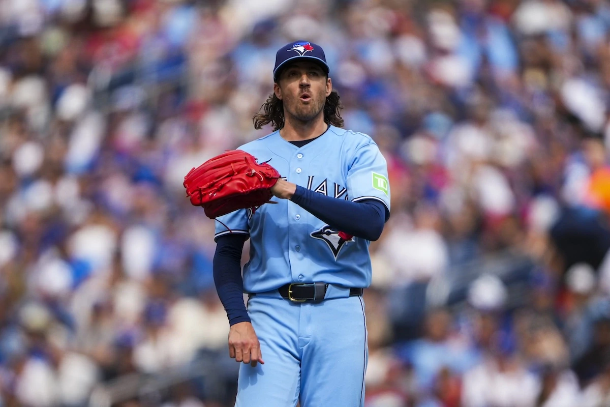 Chicago Cubs Acquire Kevin Gausman From Blue Jays for Two Prospects