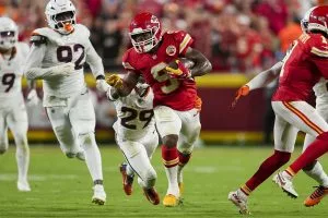 Colts vs. Chiefs Prediction, Odds & Picks for Sept. 20: Chiefs Grind Out Win