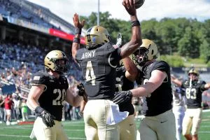 NCAAF Parlay Picks Today: Best Bets for Week 2: Knights, Rebels Offer Strong Value