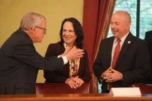 Lawmaker Considers In-Person Incentives to Pass Ohio iGaming Bill