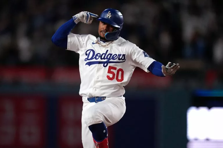 Giants vs. Dodgers Prediction, Odds & Props for Sept. 19: L.A. Wins Again