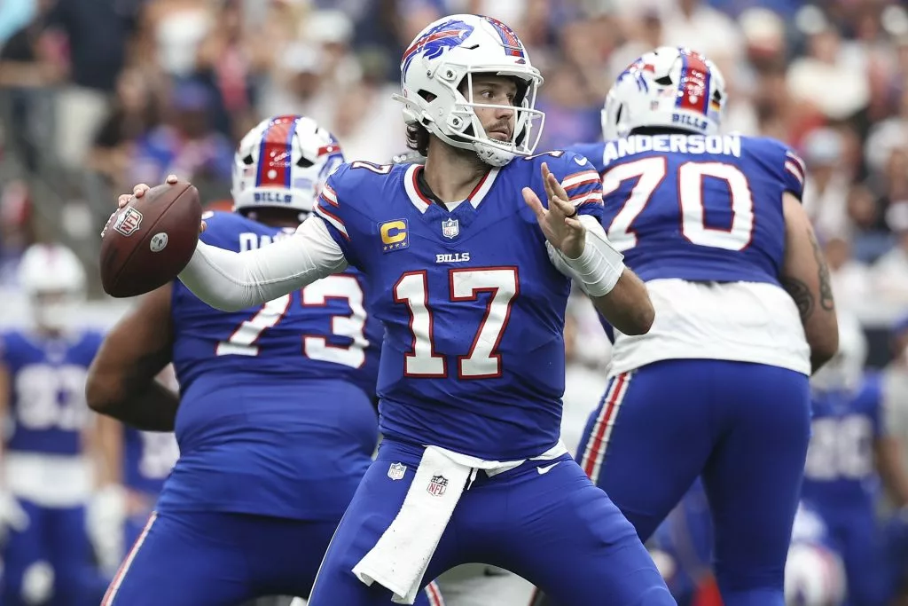 NFL parlay picks & player props for Week 2 TNF between Bills and Lions. Each of these teams won their season opening game in close fashion.