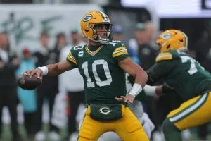 TNF Week 3 NFL Parlay Picks & Player Props for Falcons vs. Packers