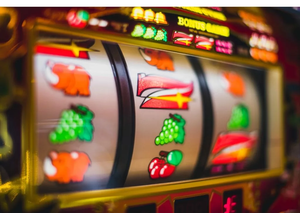 Gamblers more financially savvy than non-gamblers - report