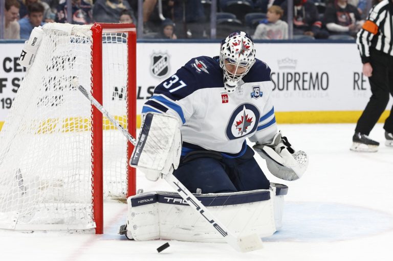Connor Hellebuyck Dealt to Devils