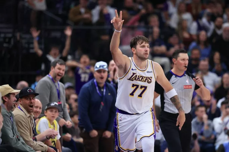 Luka Doncic Drops 52 Points in Lakers Comeback Win Over Jazz