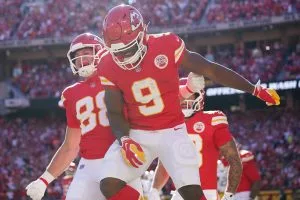 SNF Week 7 NFL Parlay Picks & Player Props: Chiefs vs. Seahawks in Primetime