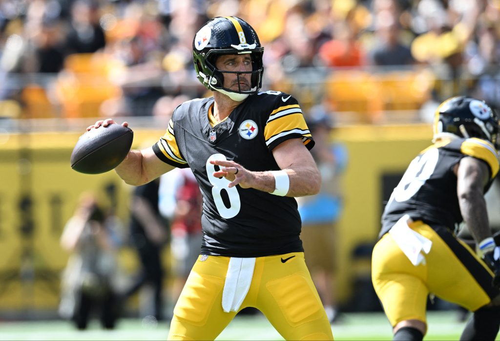 TNF Week 4 NFL Parlay Picks & Player Props for Steelers vs. Browns. Check out some of our best bets for the AFC North clash.