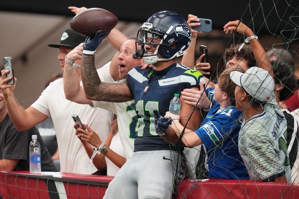 TNF Week 6 NFL Parlay Picks & Player Props for Seahawks vs. Broncos. We have some great parlays and player props for this non-conference clash.