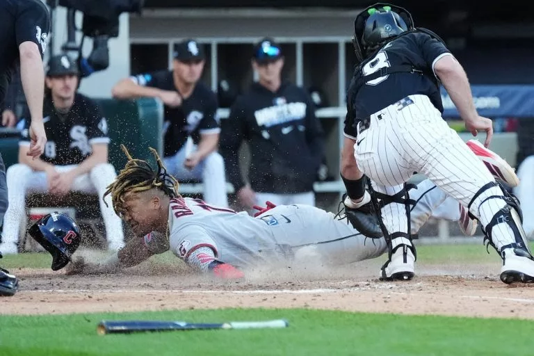 White Sox vs. Guardians Prediction, Odds & Props for Oct. 8: Chicago Advances